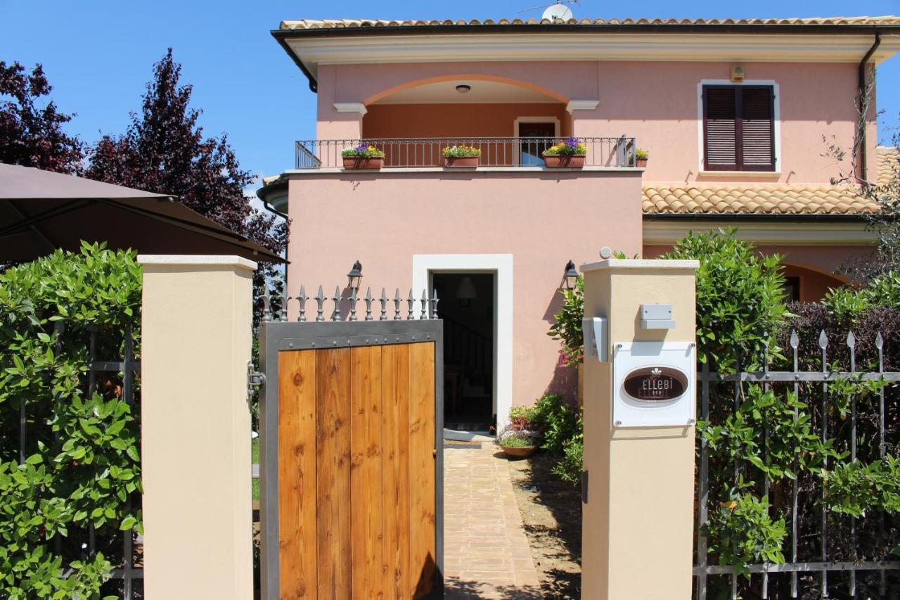 Montone  Ellebi B&B מראה חיצוני תמונה