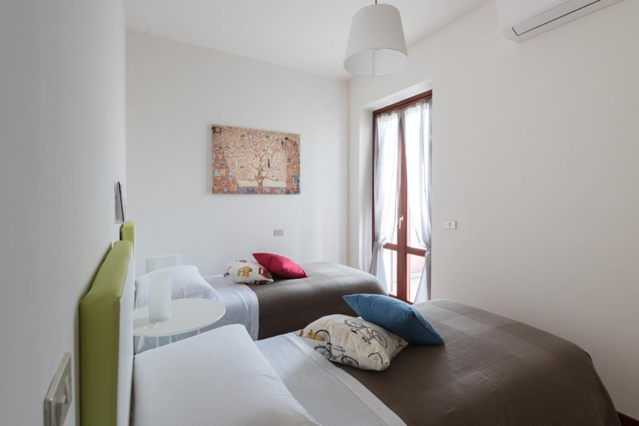 Montone  Ellebi B&B מראה חיצוני תמונה